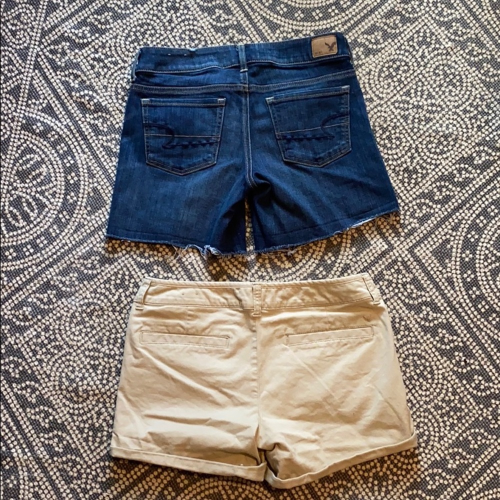 2 Pair Basically New American Eagle Shorts - Picture 2 of 5